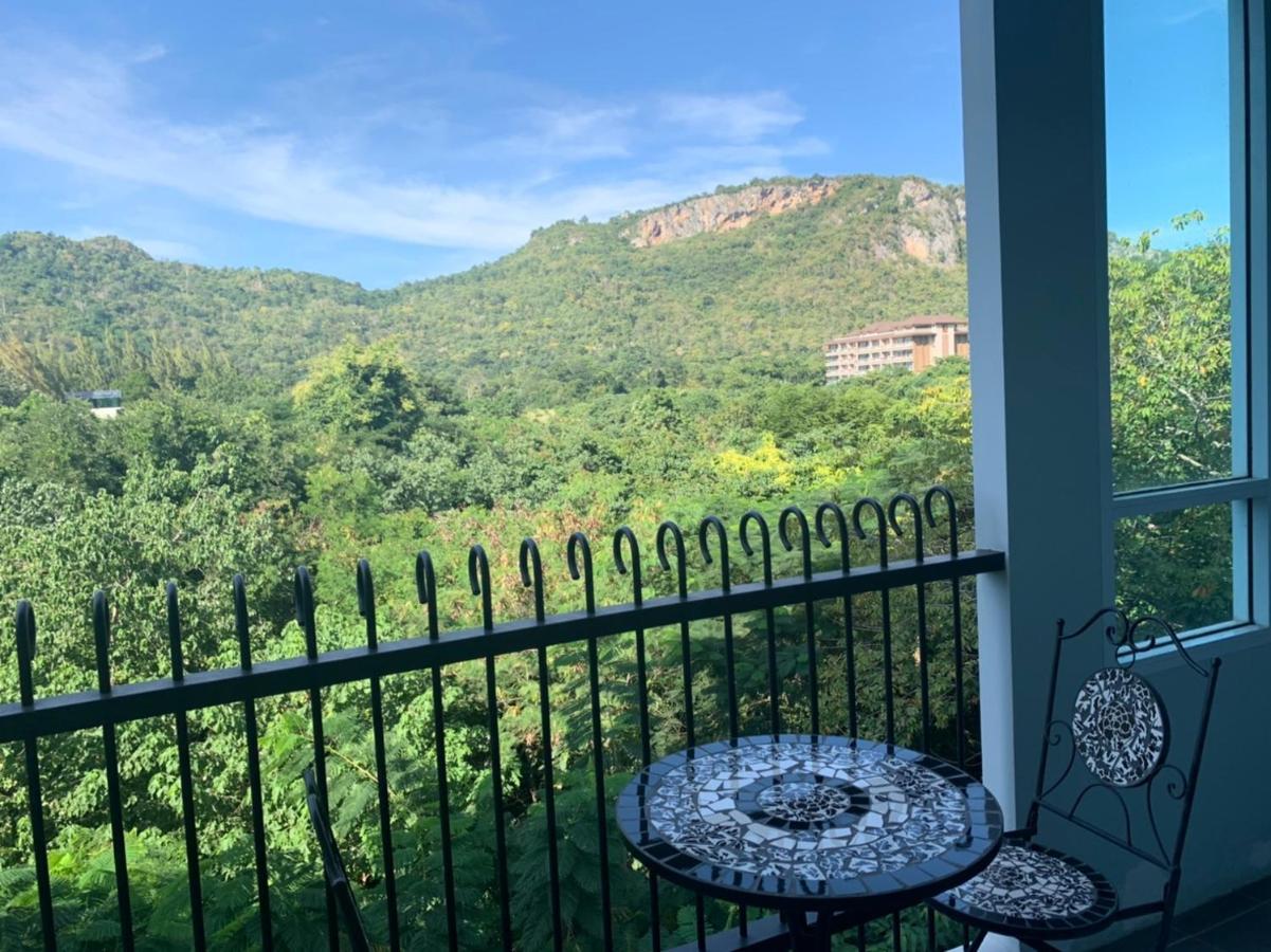 Courtyard Khaoyai By August Apartment Mu Si Ngoại thất bức ảnh